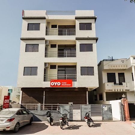 Oyo 67335 Hotel Madhuban Ajmer Exterior foto