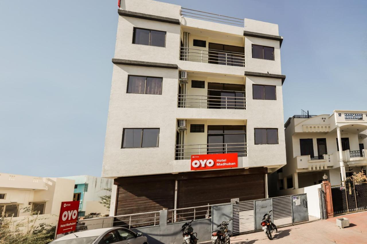 Oyo 67335 Hotel Madhuban Ajmer Exterior foto